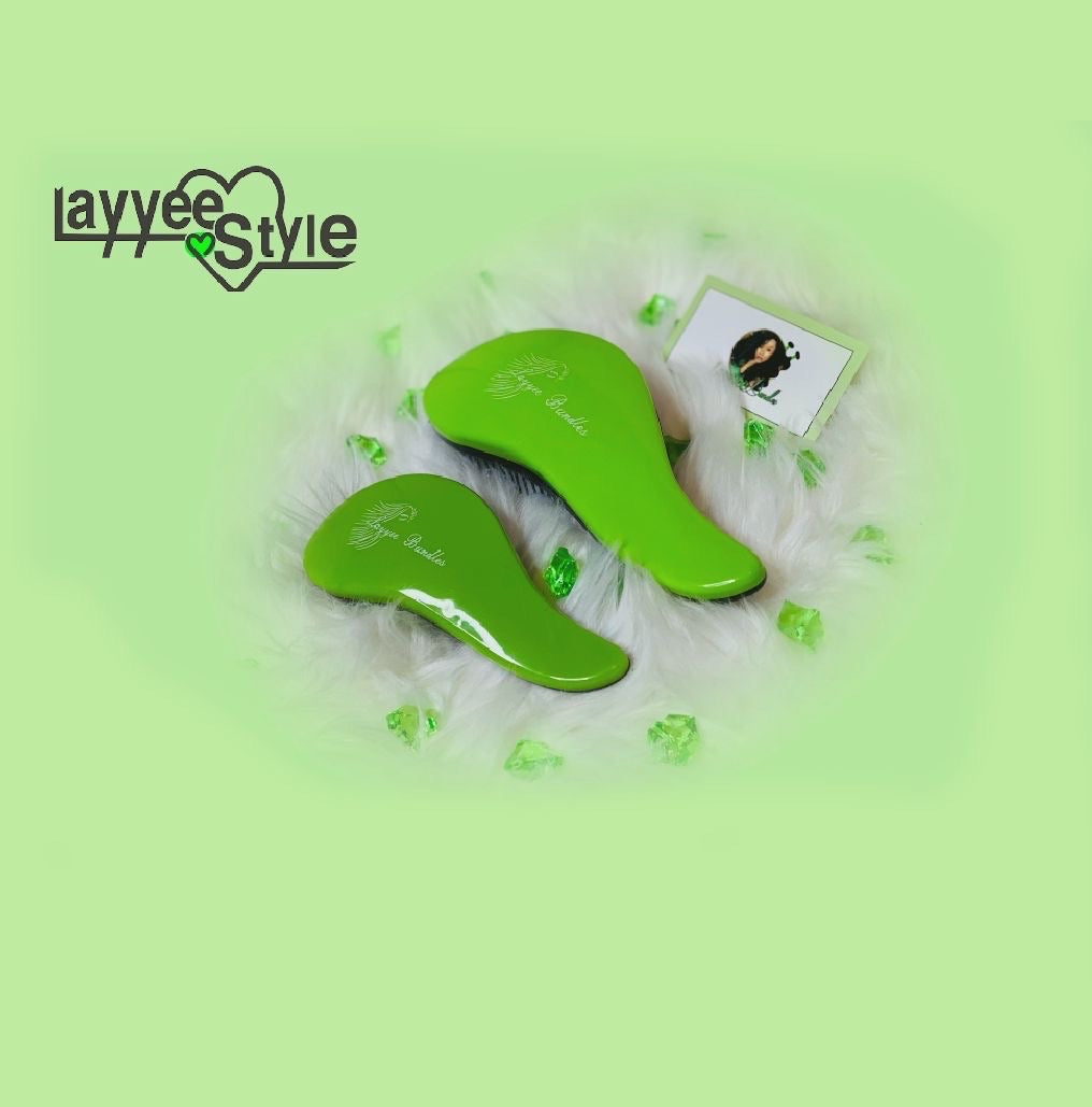 Layyee Detangle Brush